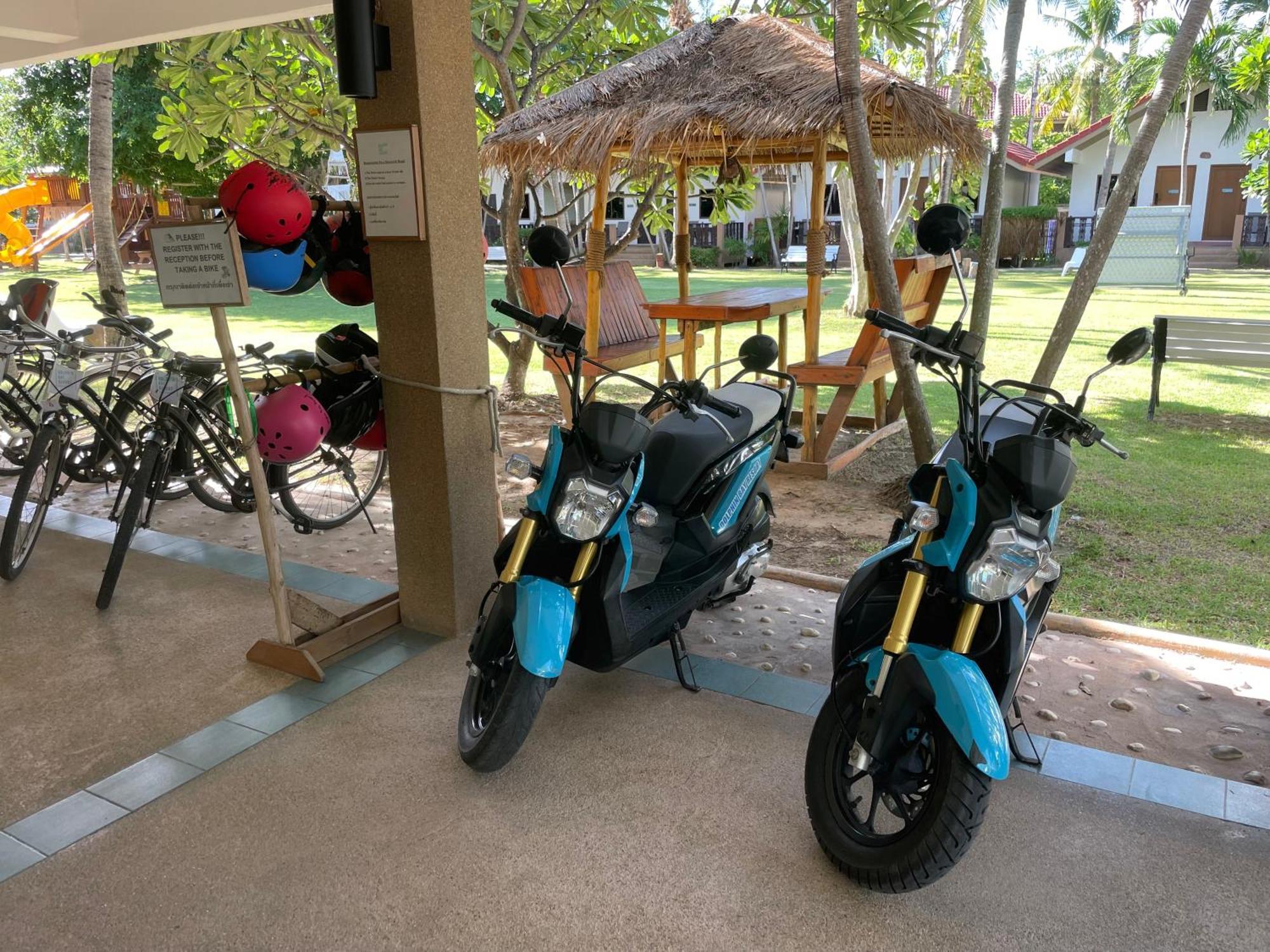סאם רוי יוט Dolphin Bay Beach Resort מראה חיצוני תמונה