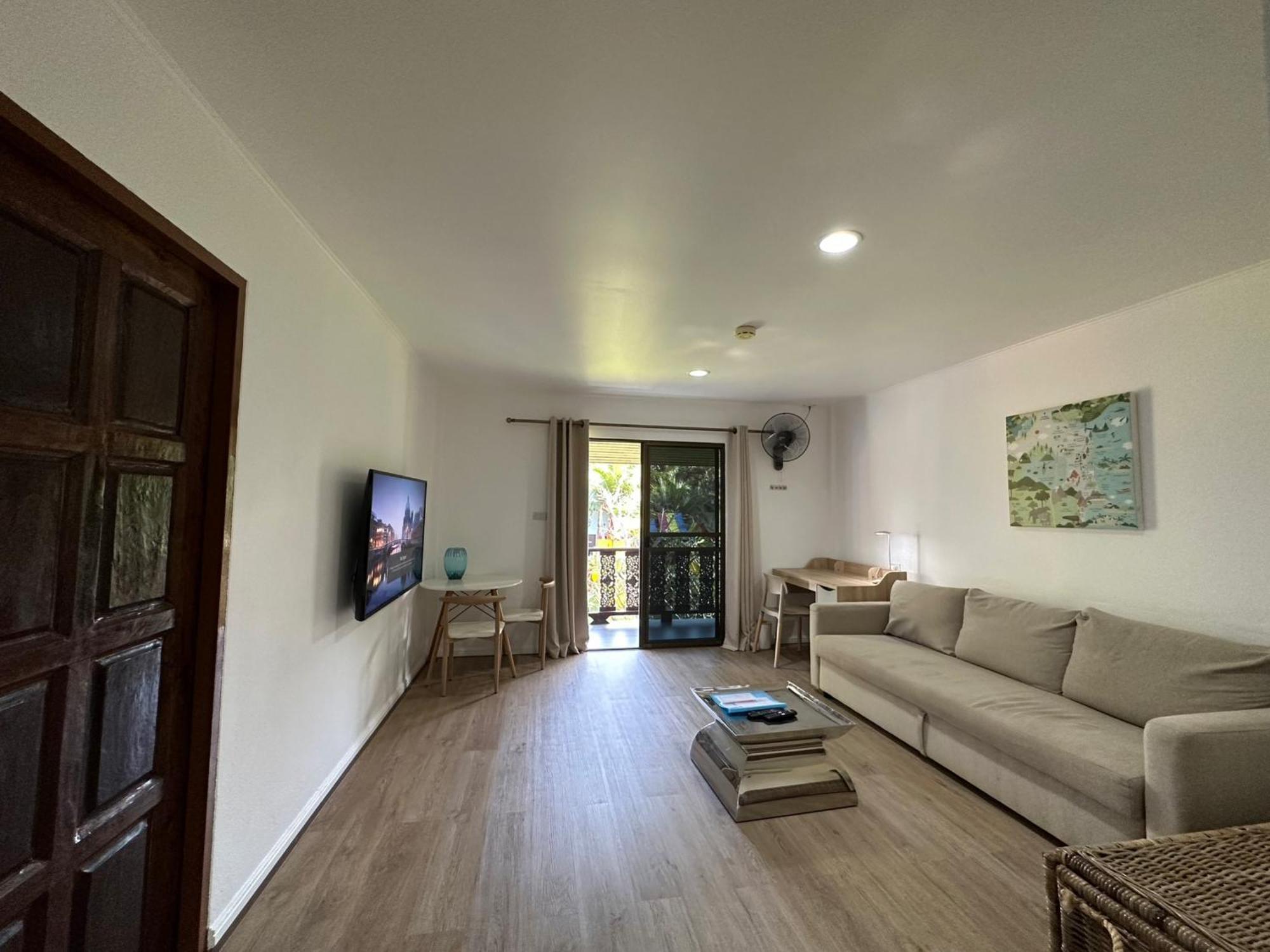 סאם רוי יוט Dolphin Bay Beach Resort מראה חיצוני תמונה