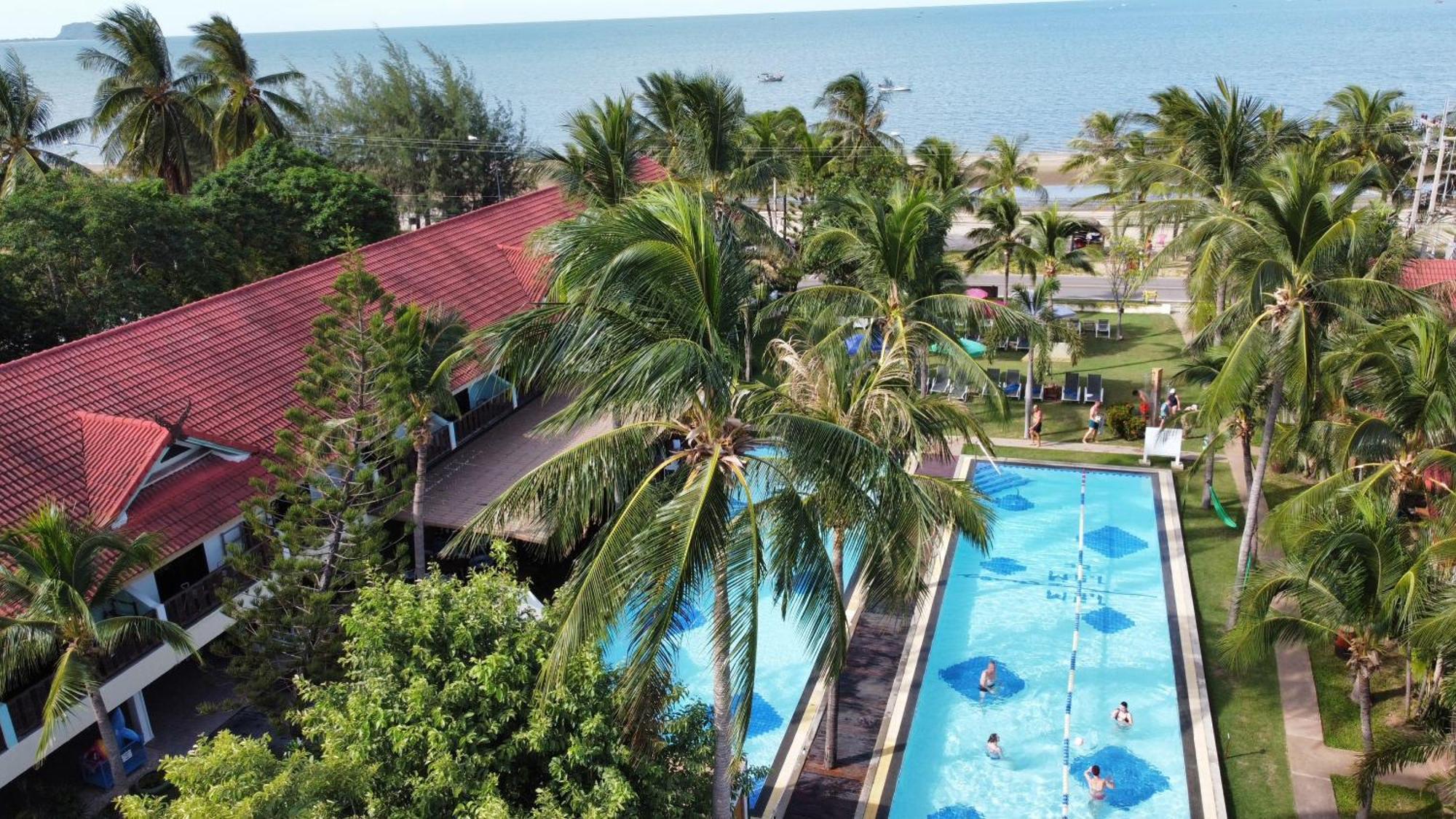 סאם רוי יוט Dolphin Bay Beach Resort מראה חיצוני תמונה