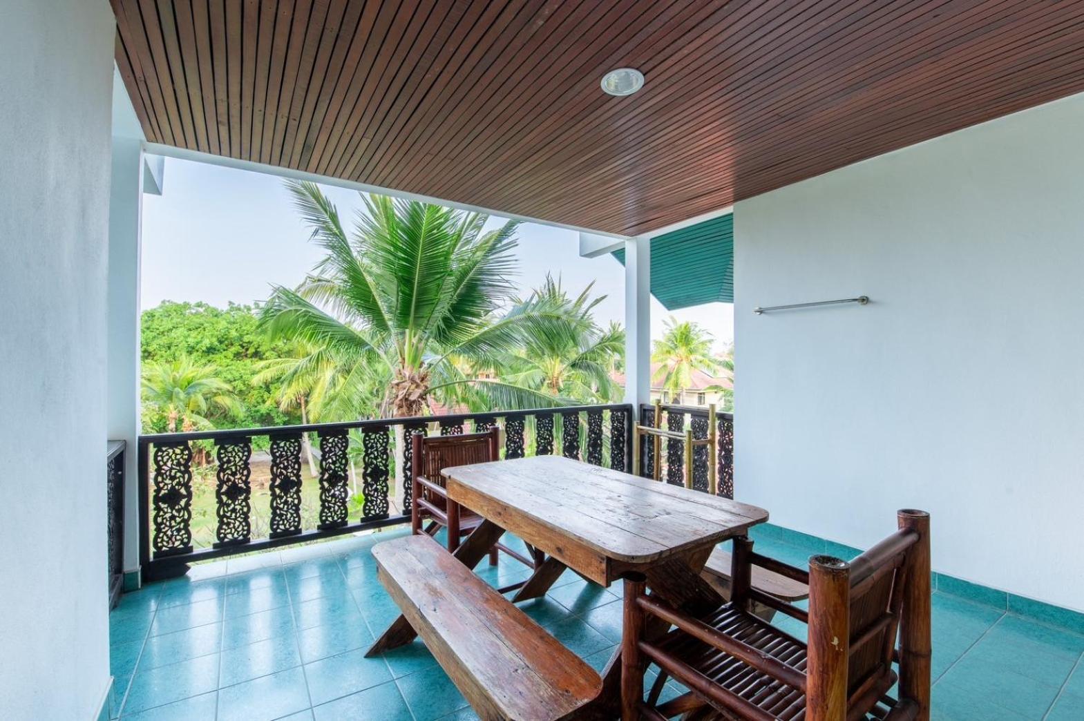 סאם רוי יוט Dolphin Bay Beach Resort מראה חיצוני תמונה
